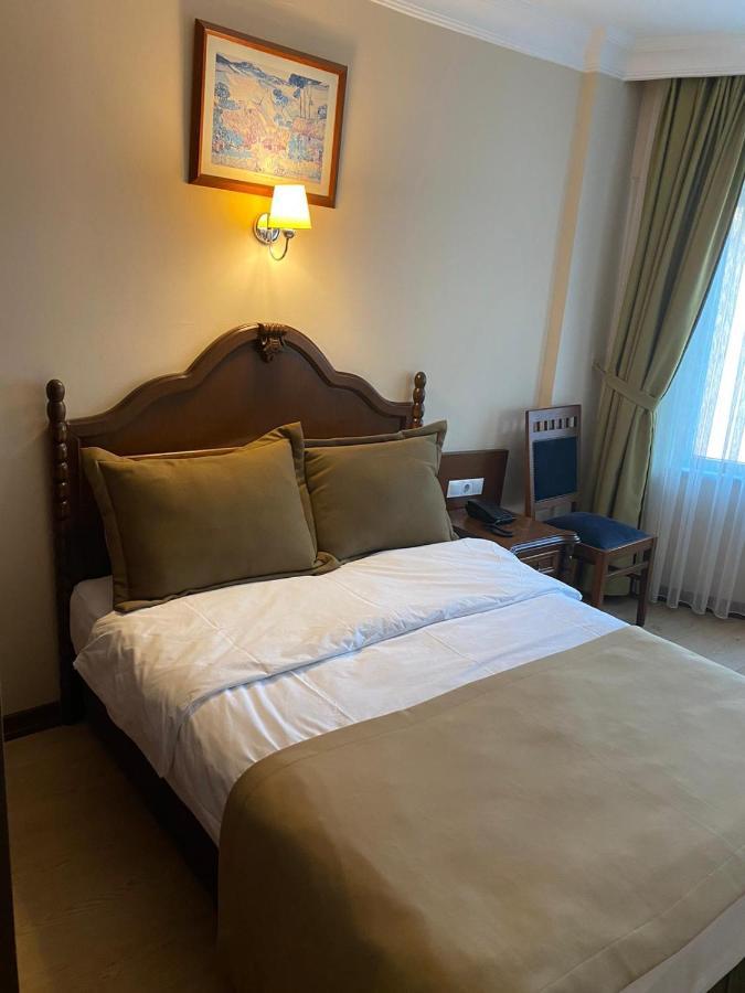 Hotel Bueyuek Levent Istanboel Buitenkant foto