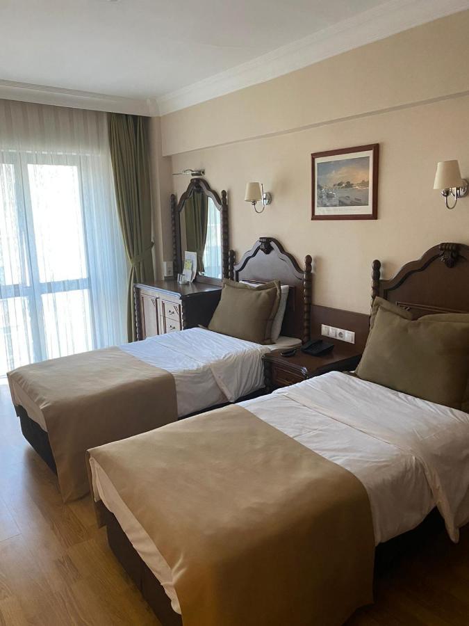 Hotel Bueyuek Levent Istanboel Buitenkant foto
